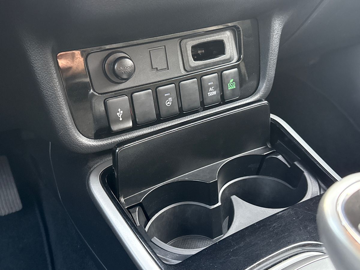 Billede af Mitsubishi Outlander 2,4 PHEV  Plugin-hybrid Intense 4WD 224HK 5d 6g Trinl. Gear