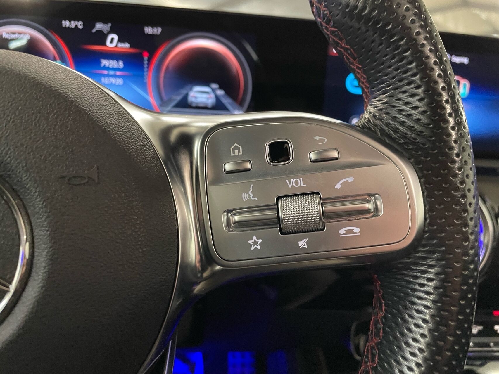 Billede af Mercedes-Benz CLA250 e Shooting Brake 1,3 Plugin-hybrid 8G-DCT 218HK Stc 8g Aut.