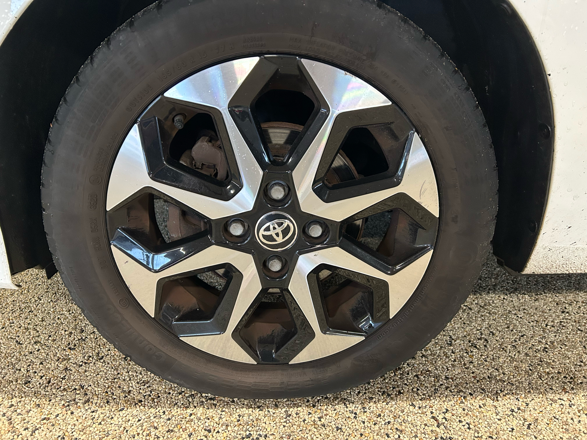 Billede af Toyota Aygo 1,0 VVT-I X-Press X-Shift 72HK 5d Aut.