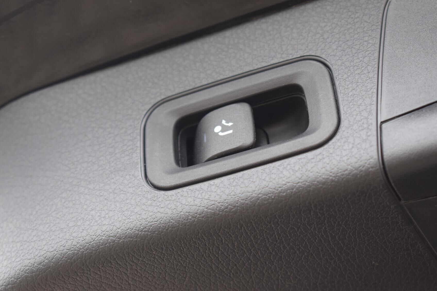 Billede af Mercedes-Benz GLB200 d 2,0 CDI AMG Line 8G-DCT 150HK 5d 8g Aut.