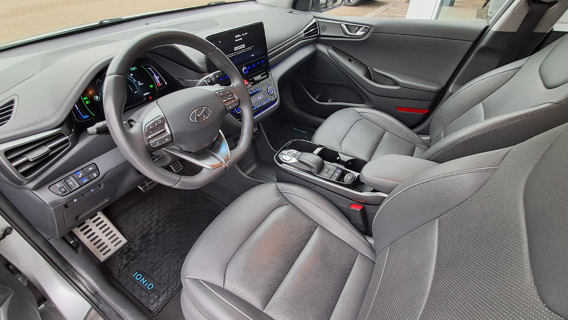 Billede af Hyundai Ioniq Electric 38,3 kWh Premium Plus 136HK 5d Aut.