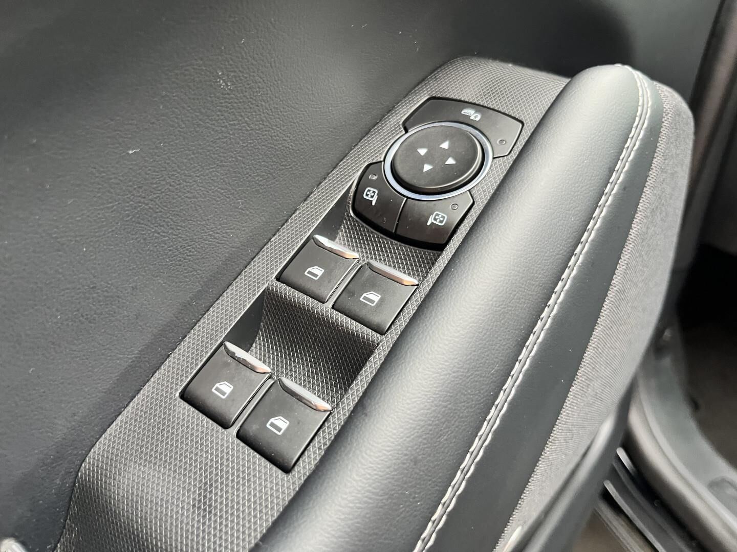 Billede af Ford Mustang Mach-E EL UR 294HK 5d Aut.