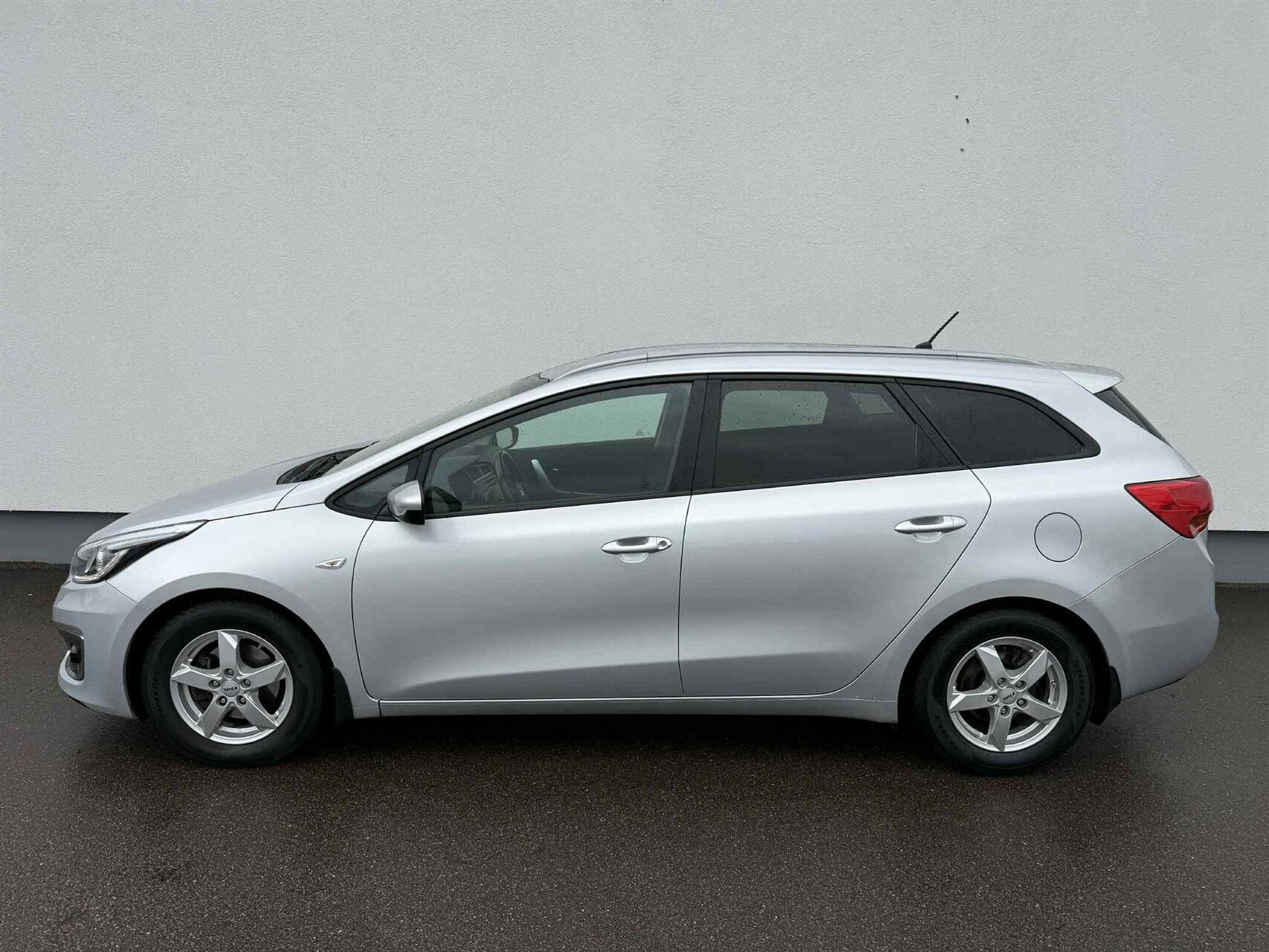 Billede af Kia Ceed SW 1,0 T-GDI Style Plus Clim 100HK Stc 6g