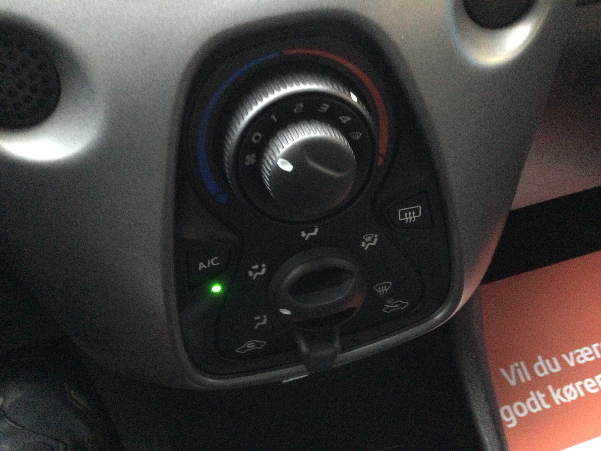 Billede af Toyota Aygo 1,0 VVT-I X-Play + Go pakke + DAB+ 72HK 5d