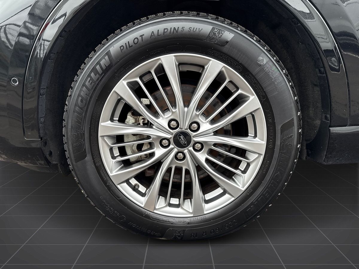 Billede af Ford Kuga 2,5 Plugin-hybrid ST-Line X CVT 225HK 5d Trinl. Gear