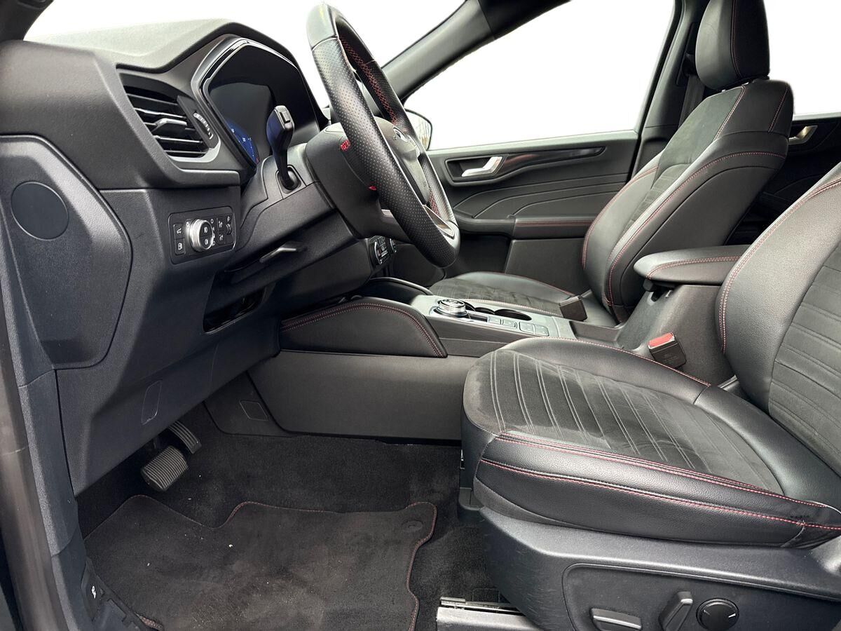 Billede af Ford Kuga 2,5 Plugin-hybrid ST-Line X CVT 225HK 5d Trinl. Gear