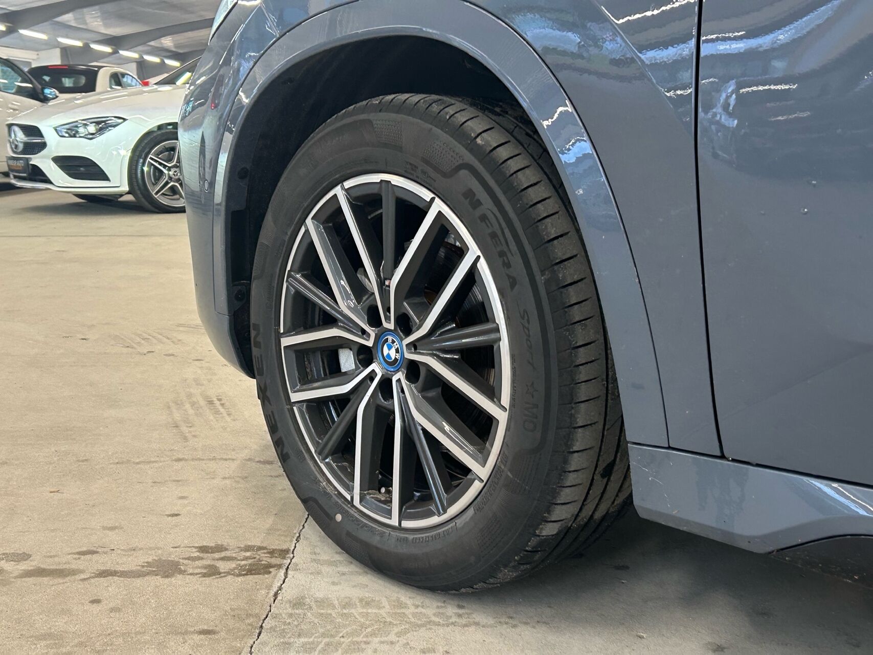 Billede af BMW iX1 eDrive20 EL M-Sport 204HK 5d Aut.