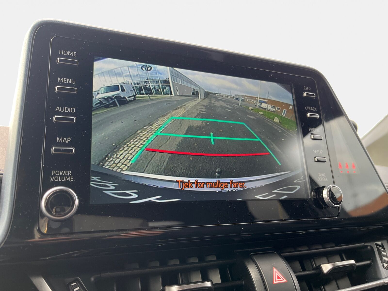 Billede af Toyota C-HR 1,8 Hybrid C-LUB Premium Multidrive S 122HK 5d Aut.