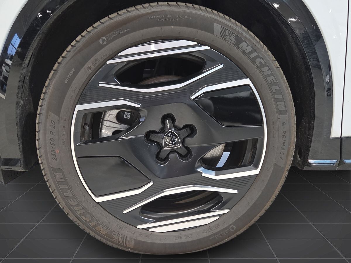 Billede af Peugeot e-3008 EL GT Pack 210HK 5d Aut.