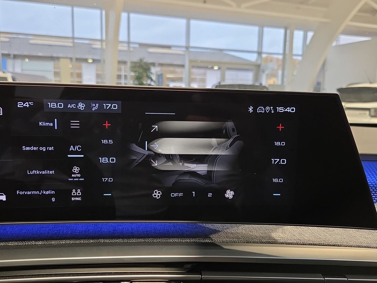 Billede af Peugeot e-3008 EL GT Pack 210HK 5d Aut.