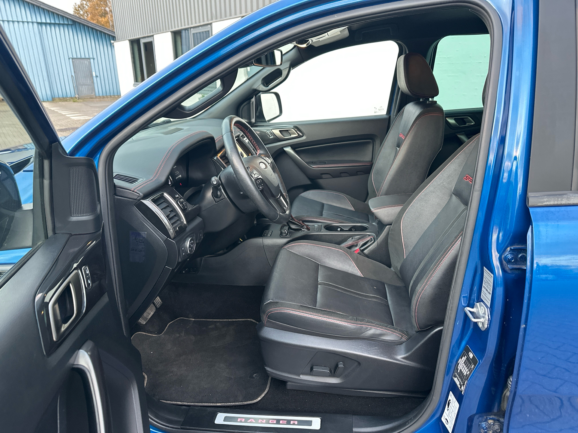 Billede af Ford Ranger 3000kg 2,0 EcoBlue Bi-turbo Stormtrak 4x4 213HK DobKab 10g Aut.