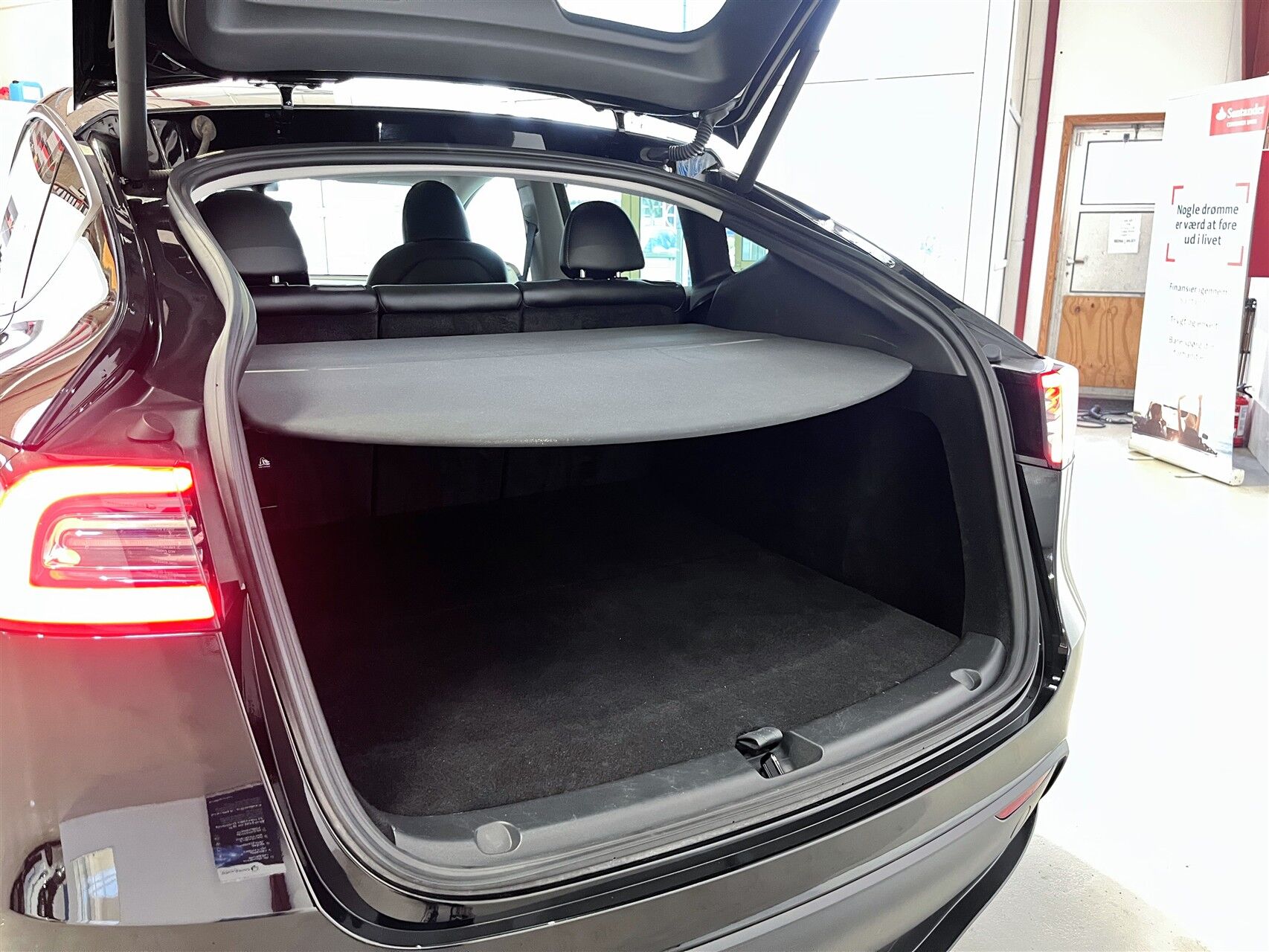 Billede af Tesla Model Y EL RWD 299HK 5d Aut.