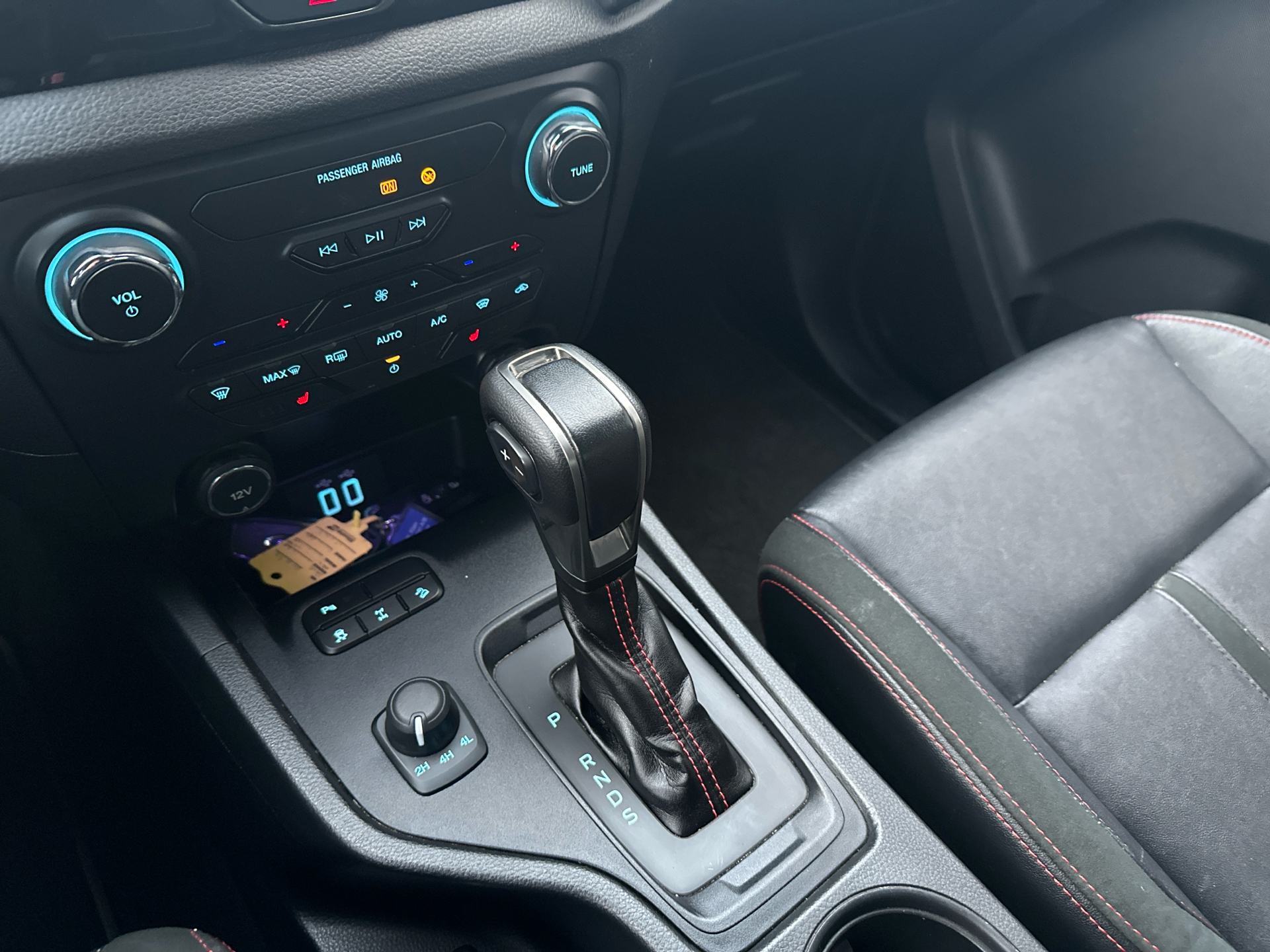 Billede af Ford Ranger 3000kg 2,0 EcoBlue Bi-turbo Stormtrak 4x4 213HK DobKab 10g Aut.