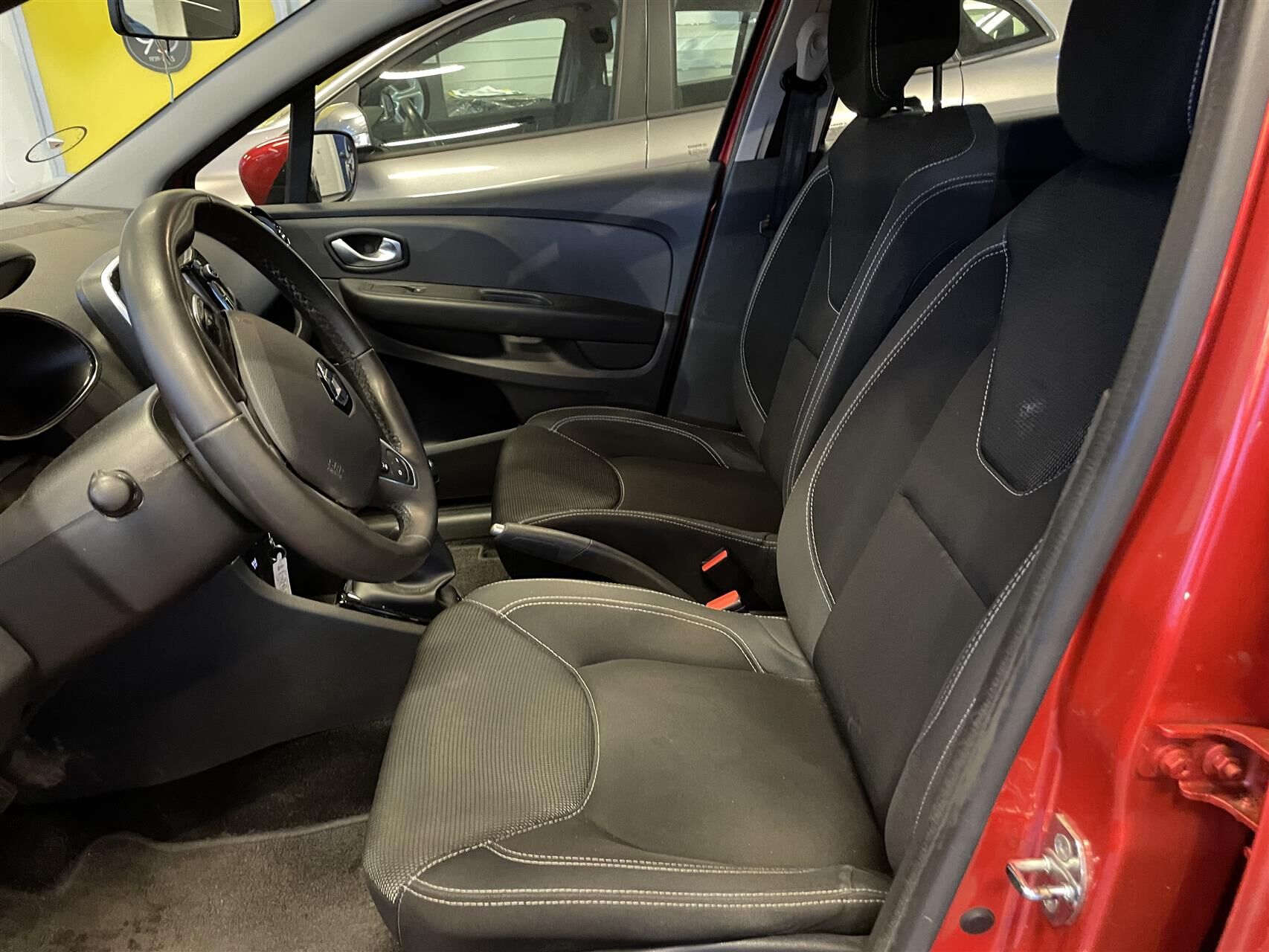 Billede af Renault Clio Sport Tourer 0,9 Energy TCe Zen 90HK Stc