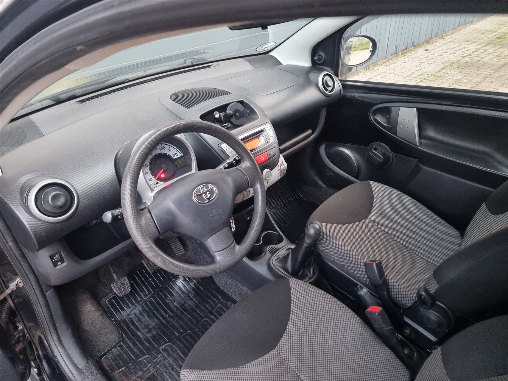 Billede af Toyota Aygo 1,0 VVT-I T2 Air Connect 68HK 5d