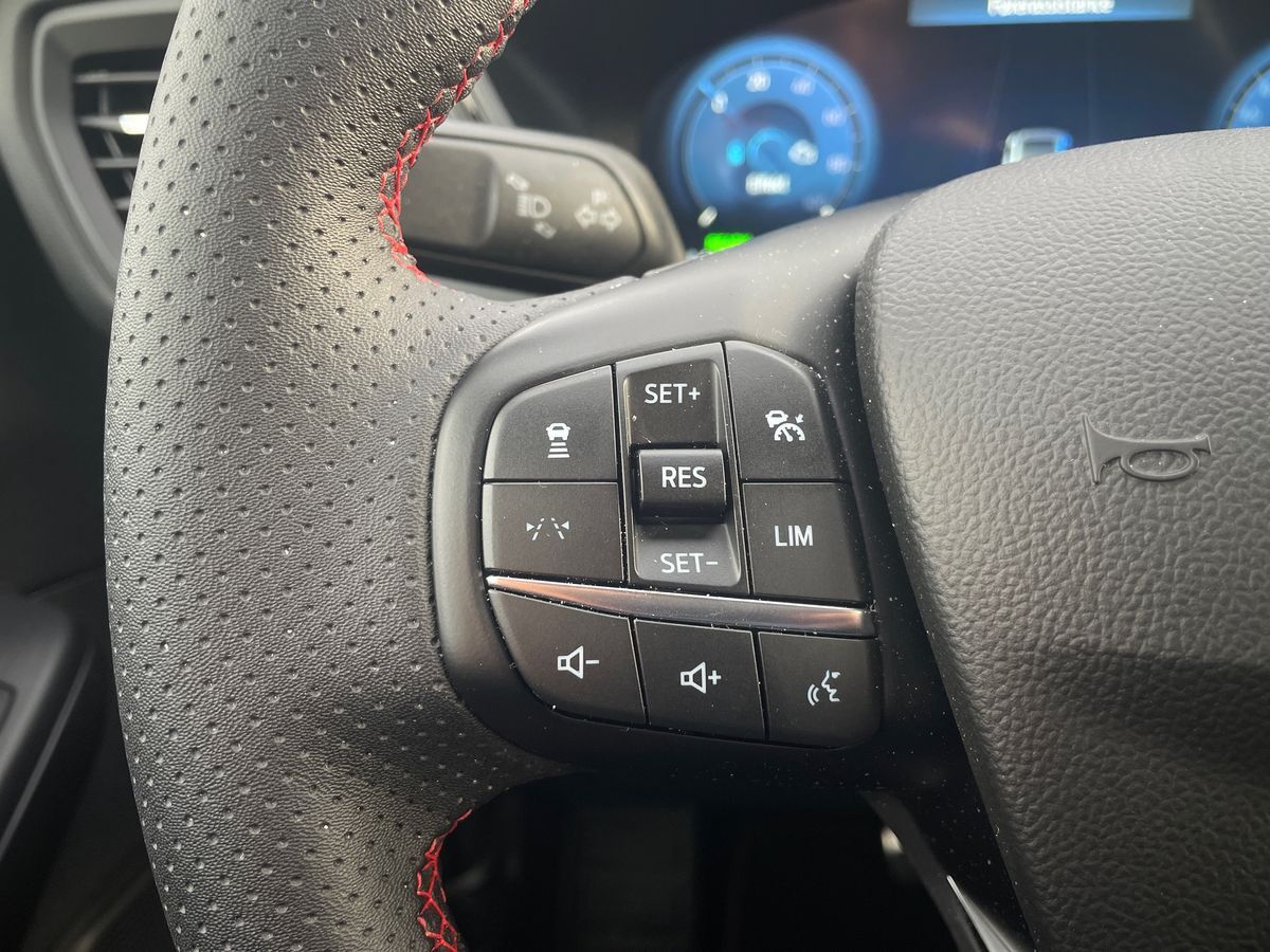 Billede af Ford Kuga 2,5 Plugin-hybrid ST-Line X CVT 243HK 5d Aut.