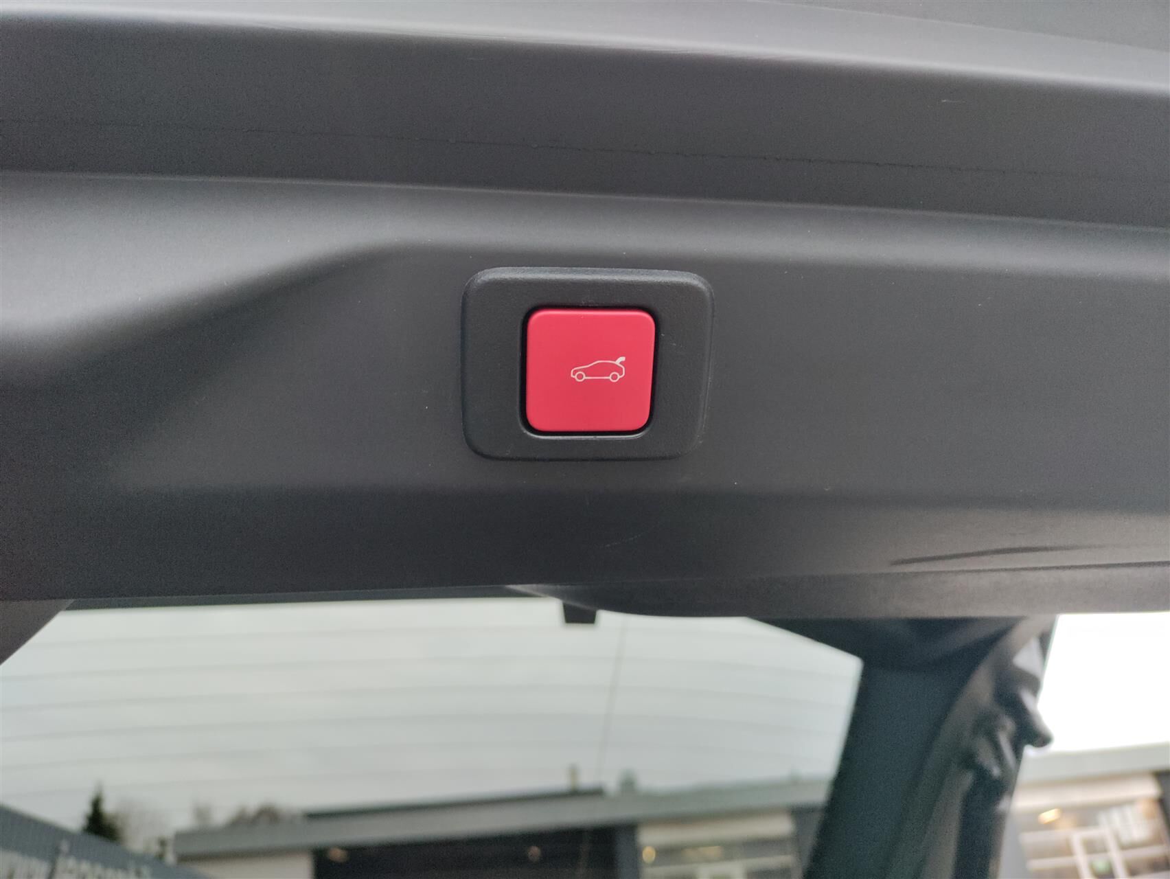 Billede af Peugeot e-3008 EL GT 210HK 5d Aut.