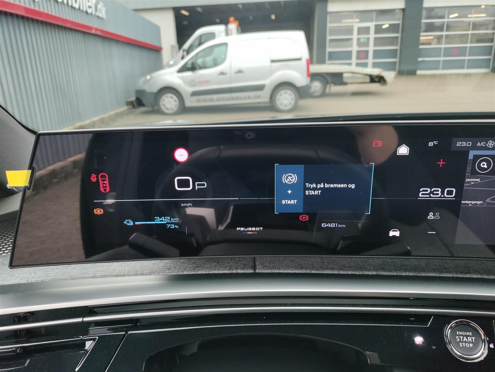 Billede af Peugeot e-3008 EL GT 210HK 5d Aut.