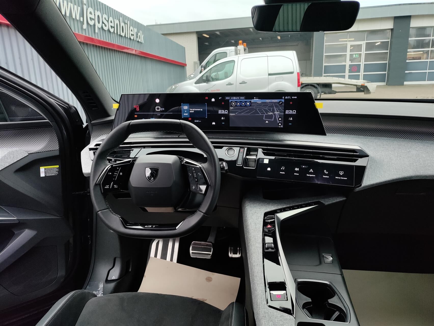 Billede af Peugeot e-3008 EL GT 210HK 5d Aut.