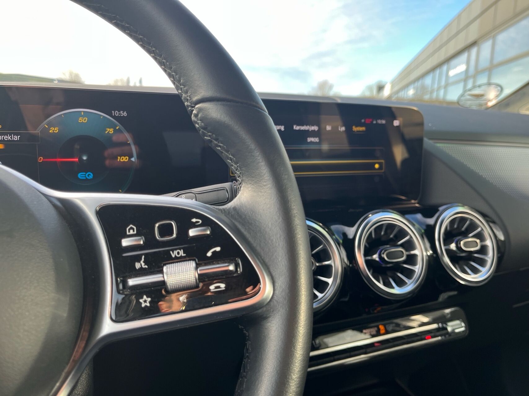 Billede af Mercedes-Benz EQA 250 EL Progressive 190HK 5d Aut.