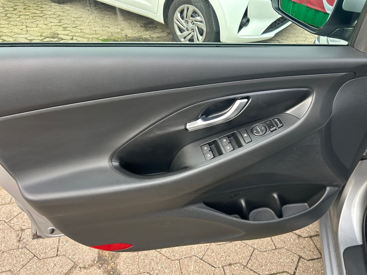 Billede af Hyundai i30 Cw 1,0 T-GDI Advanced 120HK Stc 6g