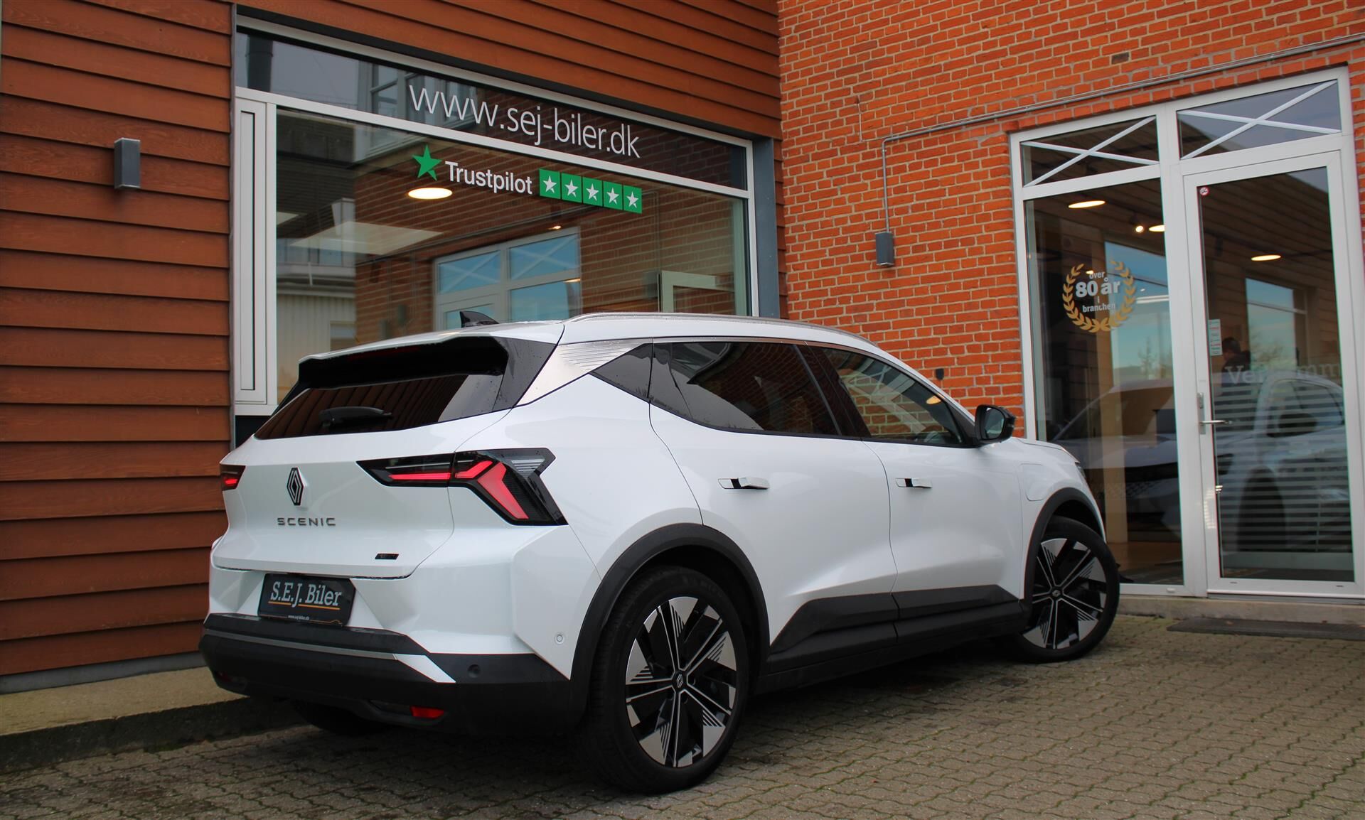 Billede af Renault Scénic E-TECH Techno 220HK Aut.