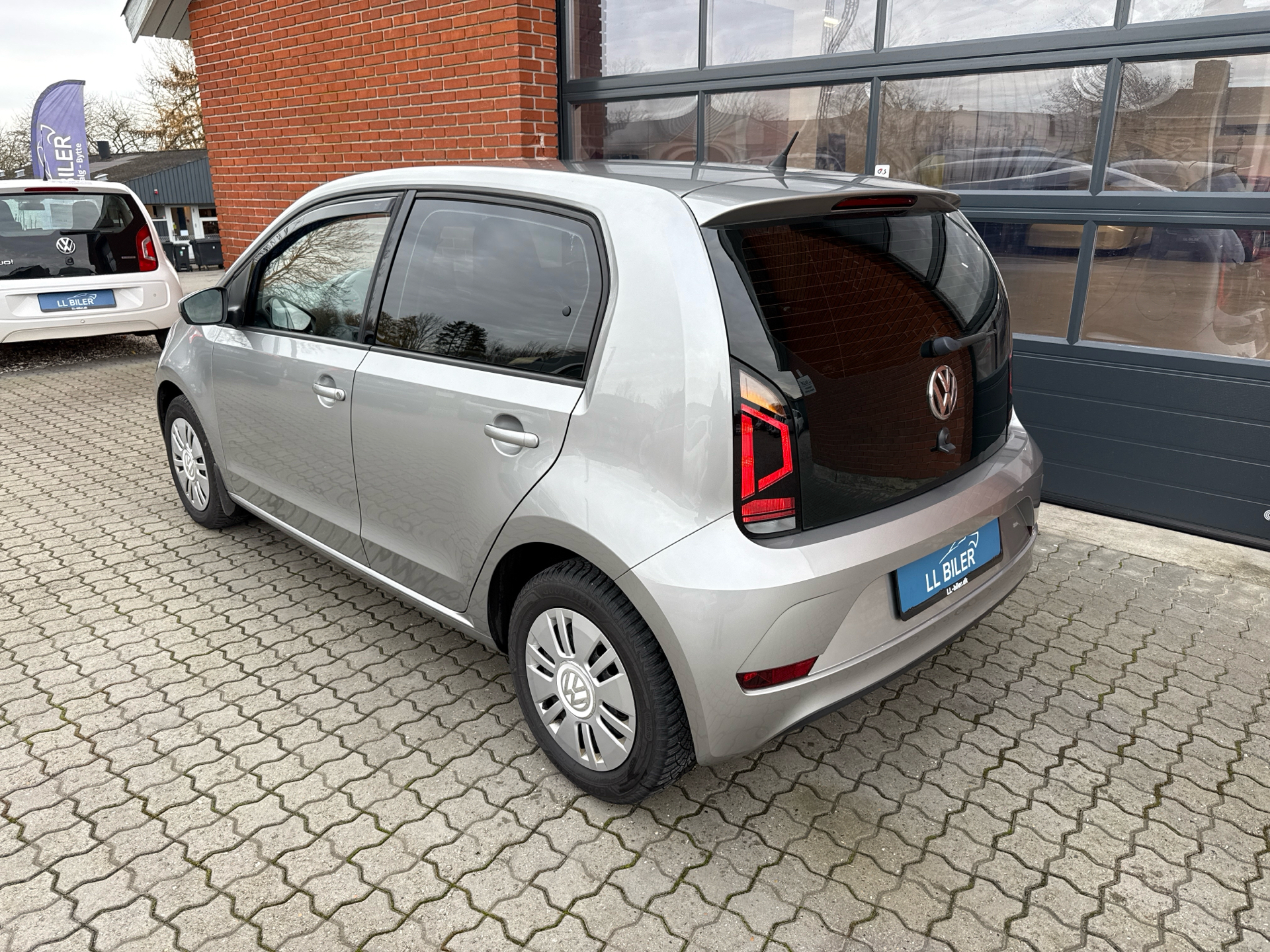 Billede af VW up 1,0 MPI BMT Move 60HK 5d