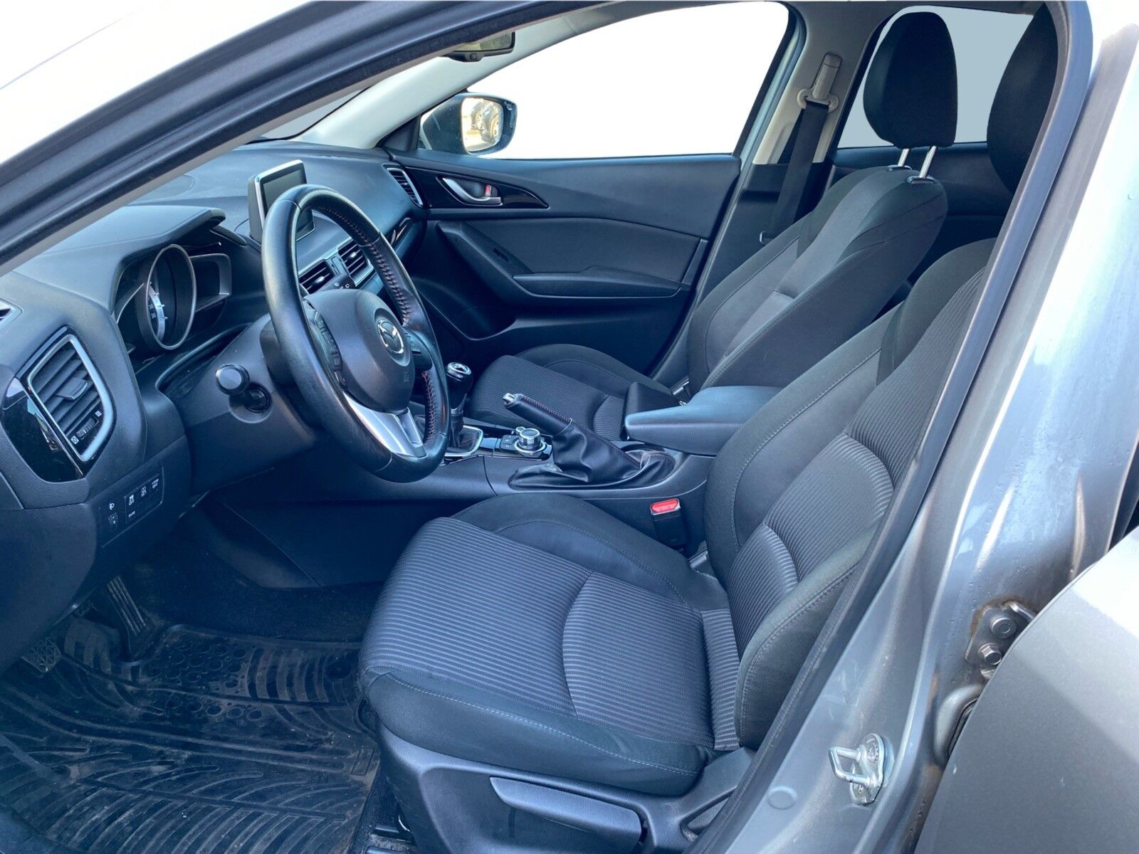 Billede af Mazda 3 2,0 Skyactiv-G Vision 120HK 5d 6g