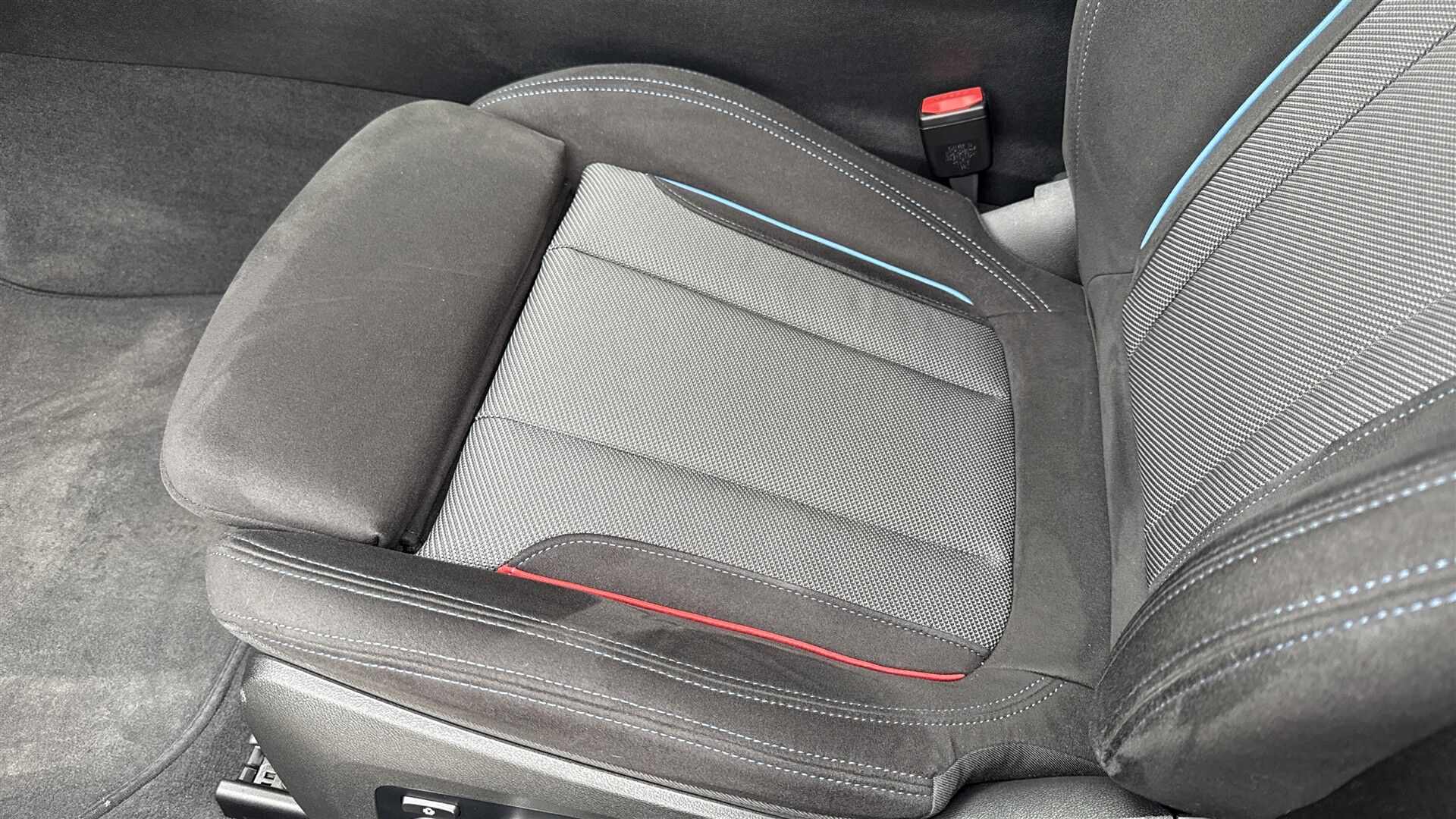 Billede af BMW i4 xDrive40 Gran Coupé Fully Charged M-Sport 401HK 5d Aut. 