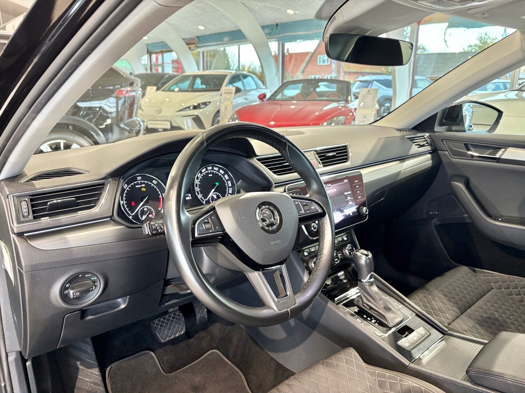 Billede af Skoda Superb 2,0 TDI AdBlue Style DSG 190HK 5d 7g Aut.