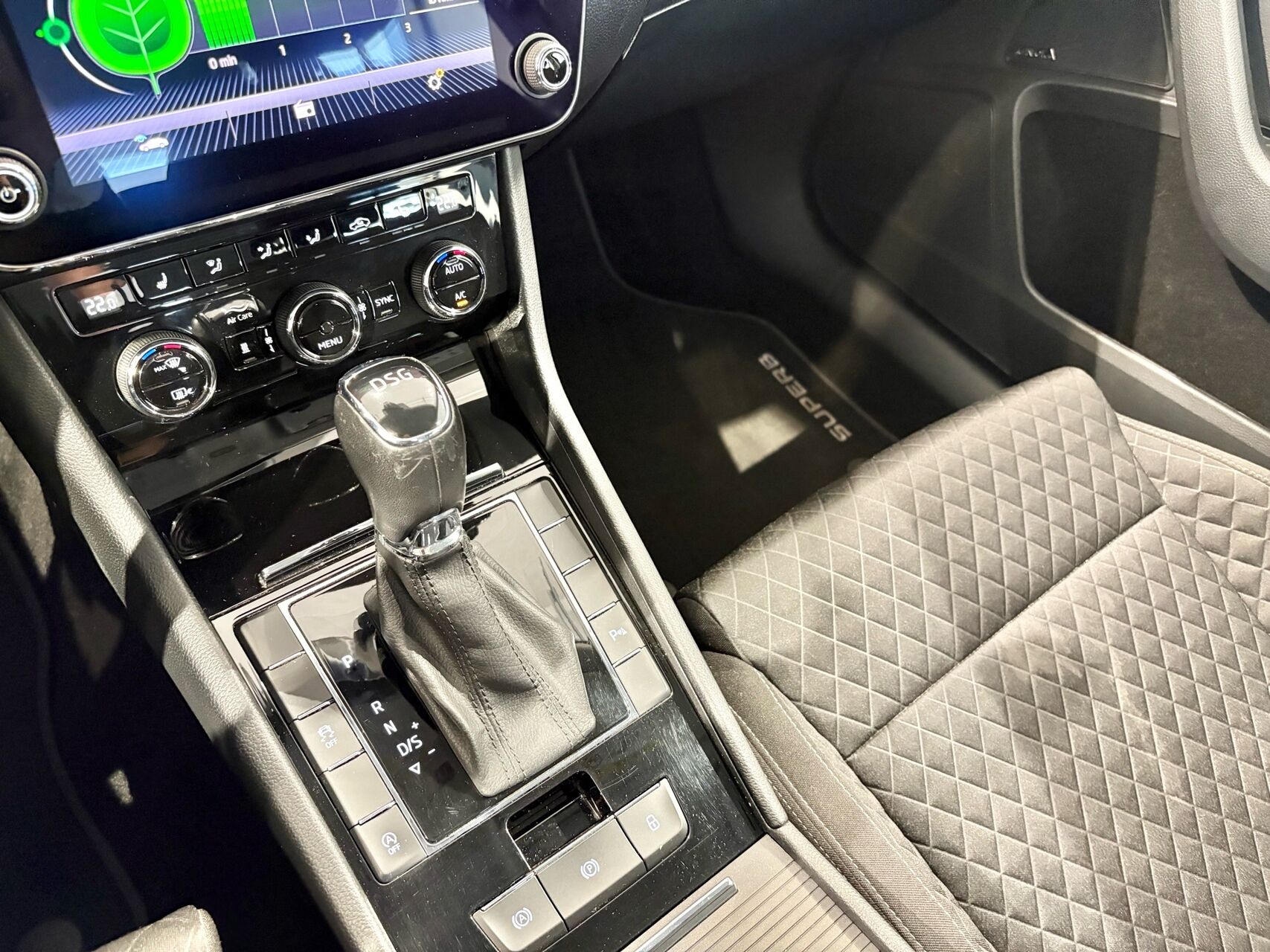 Billede af Skoda Superb 2,0 TDI AdBlue Style DSG 190HK 5d 7g Aut.