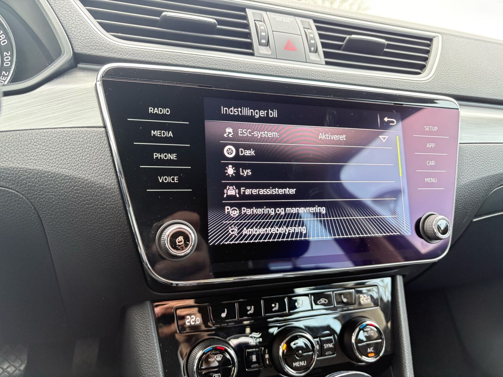 Billede af Skoda Superb 2,0 TDI AdBlue Style DSG 190HK 5d 7g Aut.