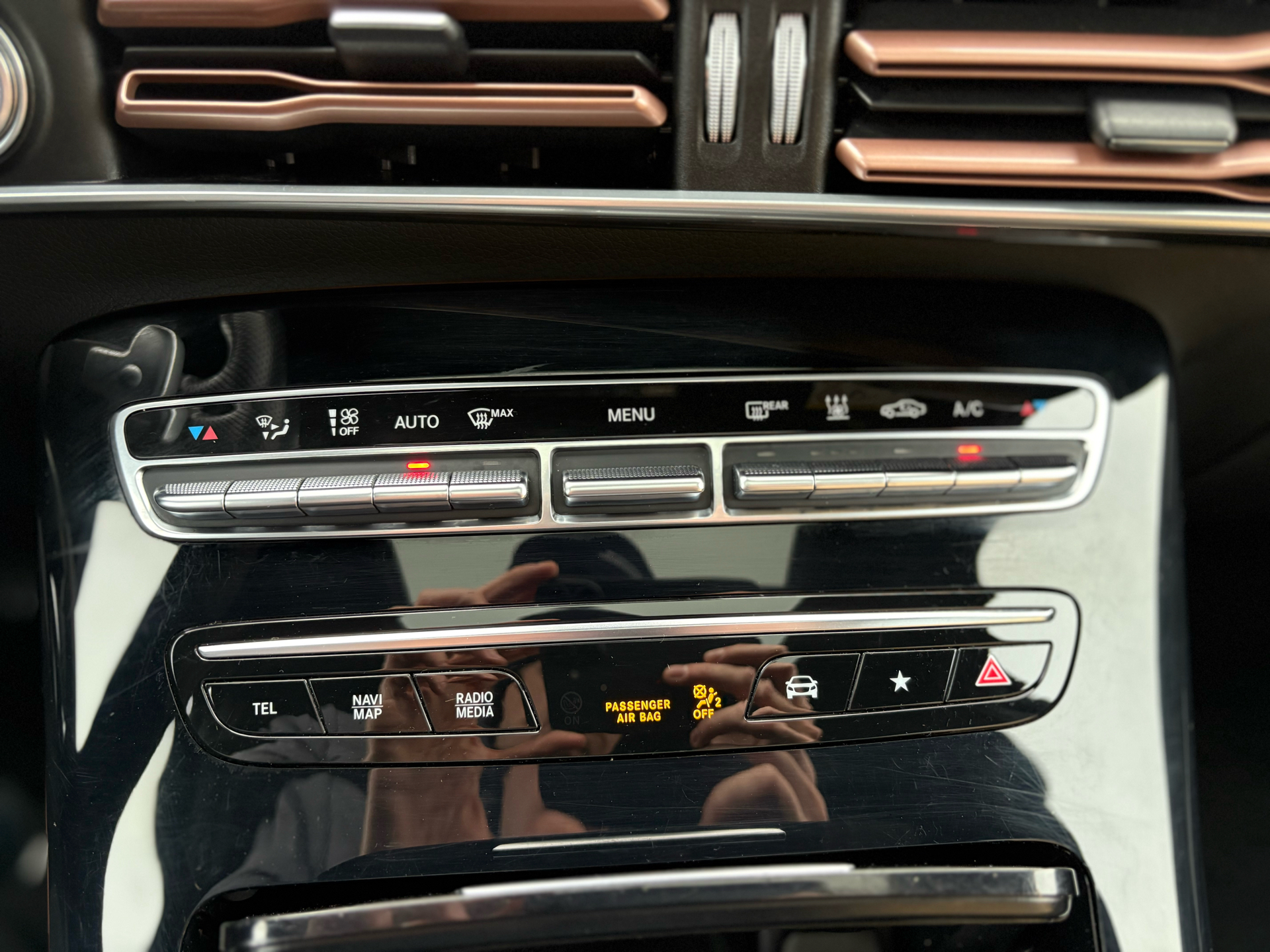 Billede af Mercedes-Benz EQC 400 EL AMG Line 4Matic 408HK 5d Aut.