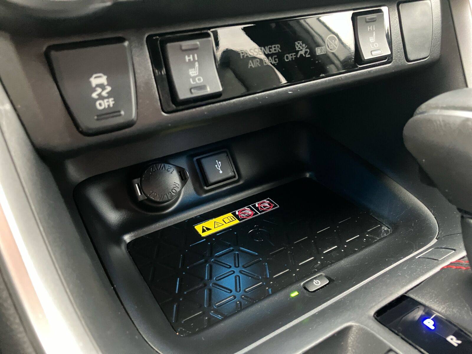 Billede af Toyota RAV4 Plug-in 2,5 Plugin-hybrid Active Premium AWD 306HK 5d 6g Aut.