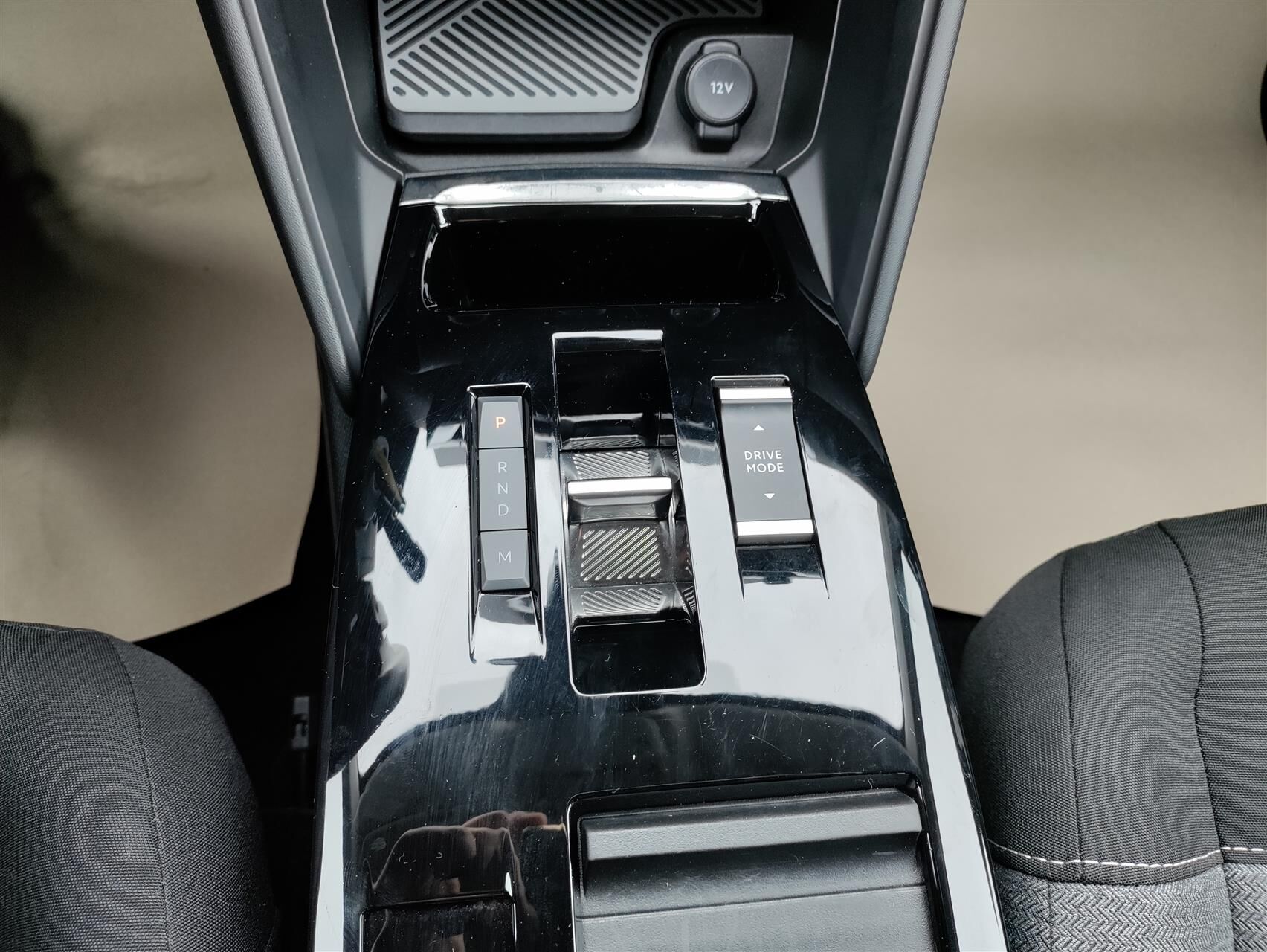 Billede af Citroën C4 1,2 PureTech Feel EAT8 130HK 5d 8g Aut.