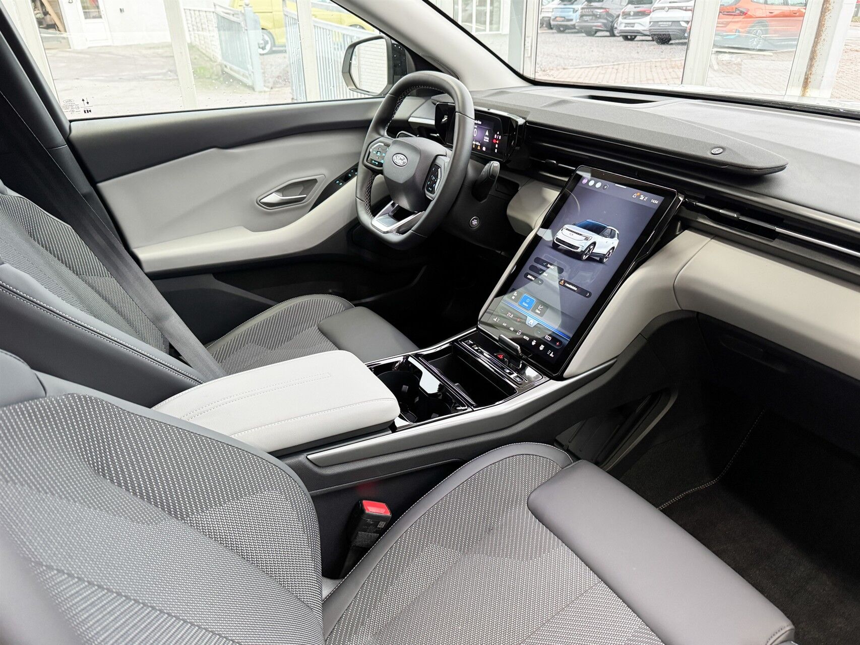 Billede af Ford Explorer EL UR Select RWD 286HK 5d Aut.