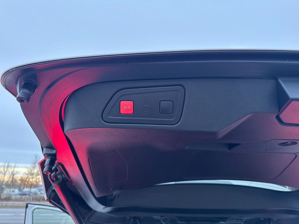 Billede af Citroën C5 Aircross 1,6 Plugin-hybrid Skyline Black Edition EAT8 225HK 5d 8g Aut.