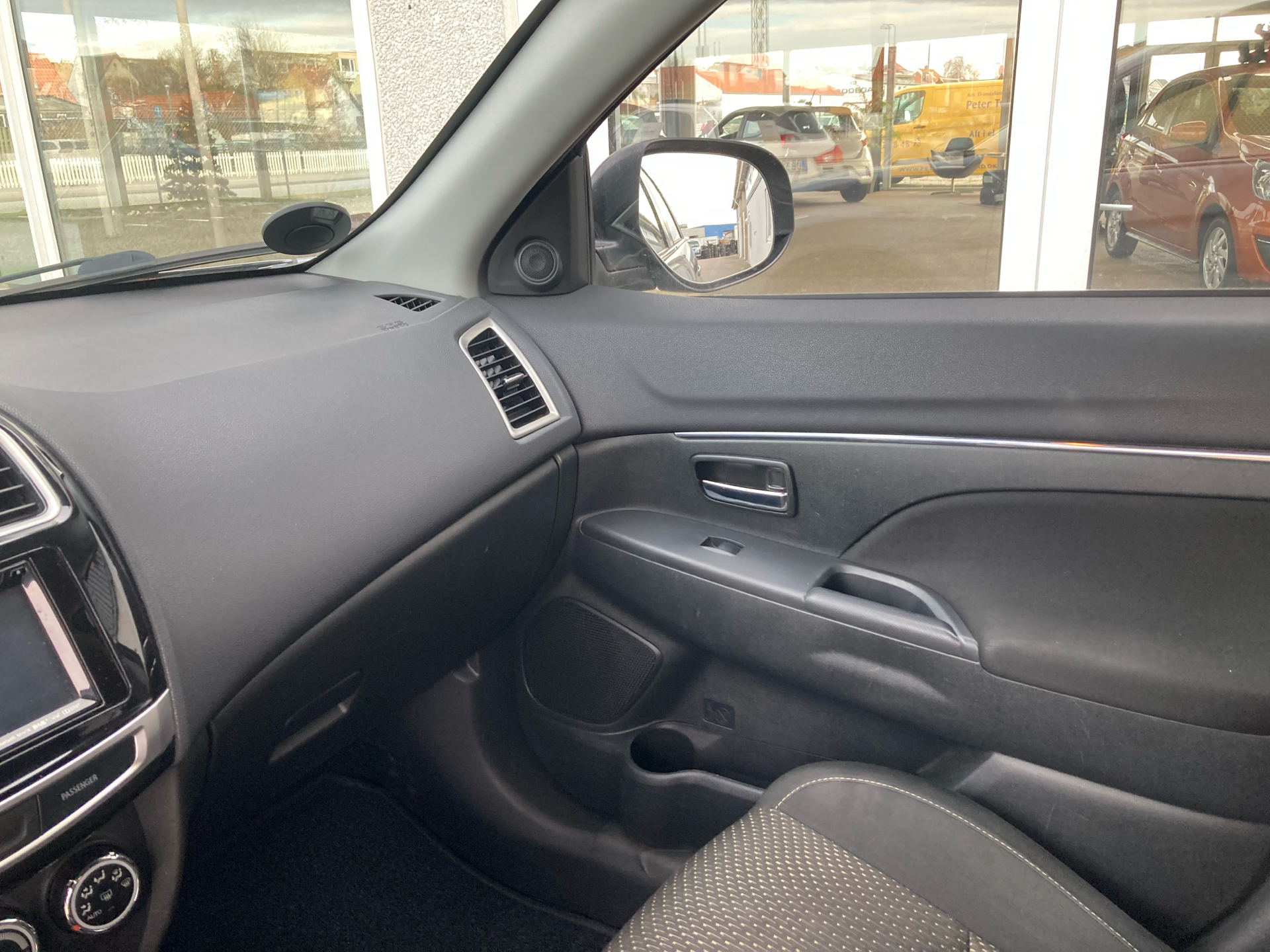 Billede af Mitsubishi ASX 1,6 Invite 117HK 5d