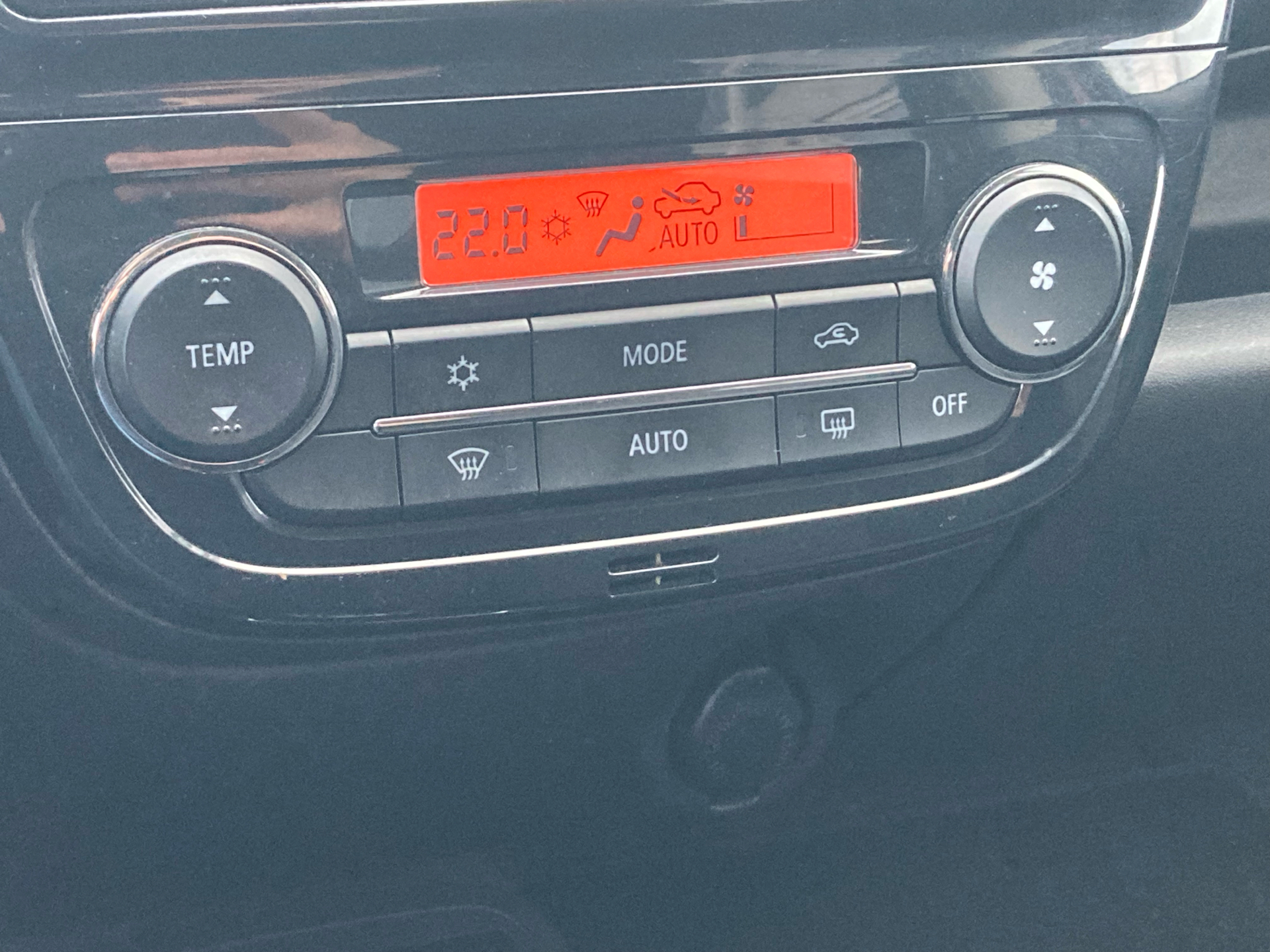 Billede af Mitsubishi Space Star 1,2 Instyle 80HK 5d