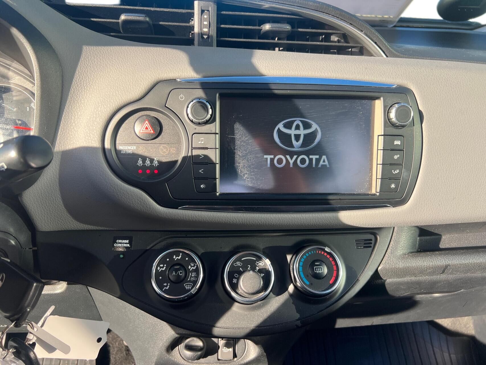 Billede af Toyota Yaris 1,0 VVT-I T2 69HK 5d