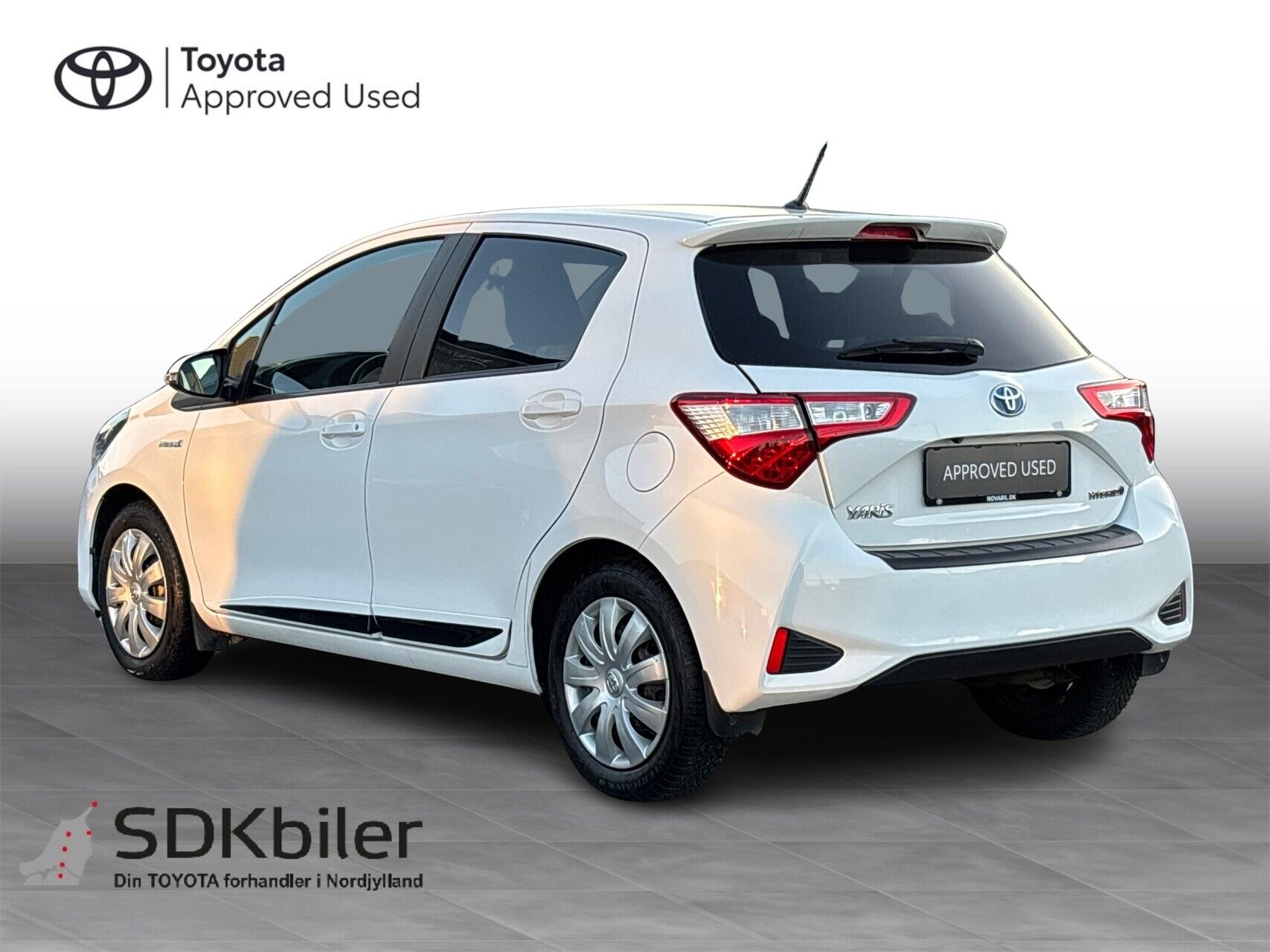 Billede af Toyota Yaris 1,5 Hybrid H2 Exclusive E-CVT 100HK 5d Trinl. Gear