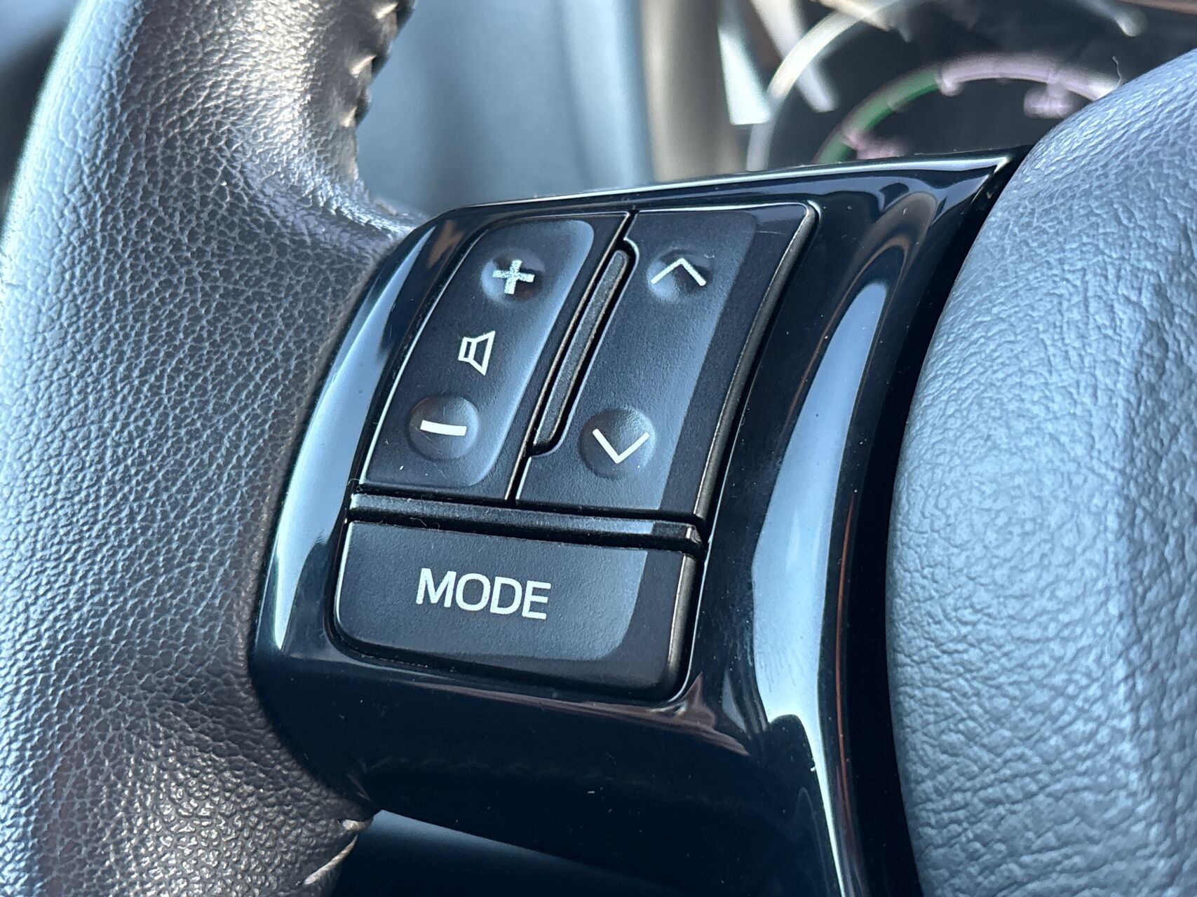 Billede af Toyota Yaris 1,5 Hybrid H2 Exclusive E-CVT 100HK 5d Trinl. Gear