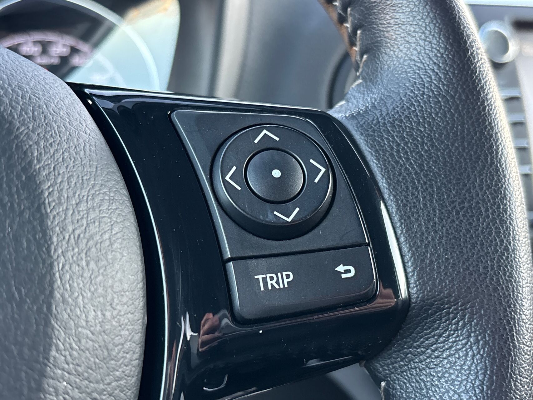 Billede af Toyota Yaris 1,5 Hybrid H2 Exclusive E-CVT 100HK 5d Trinl. Gear