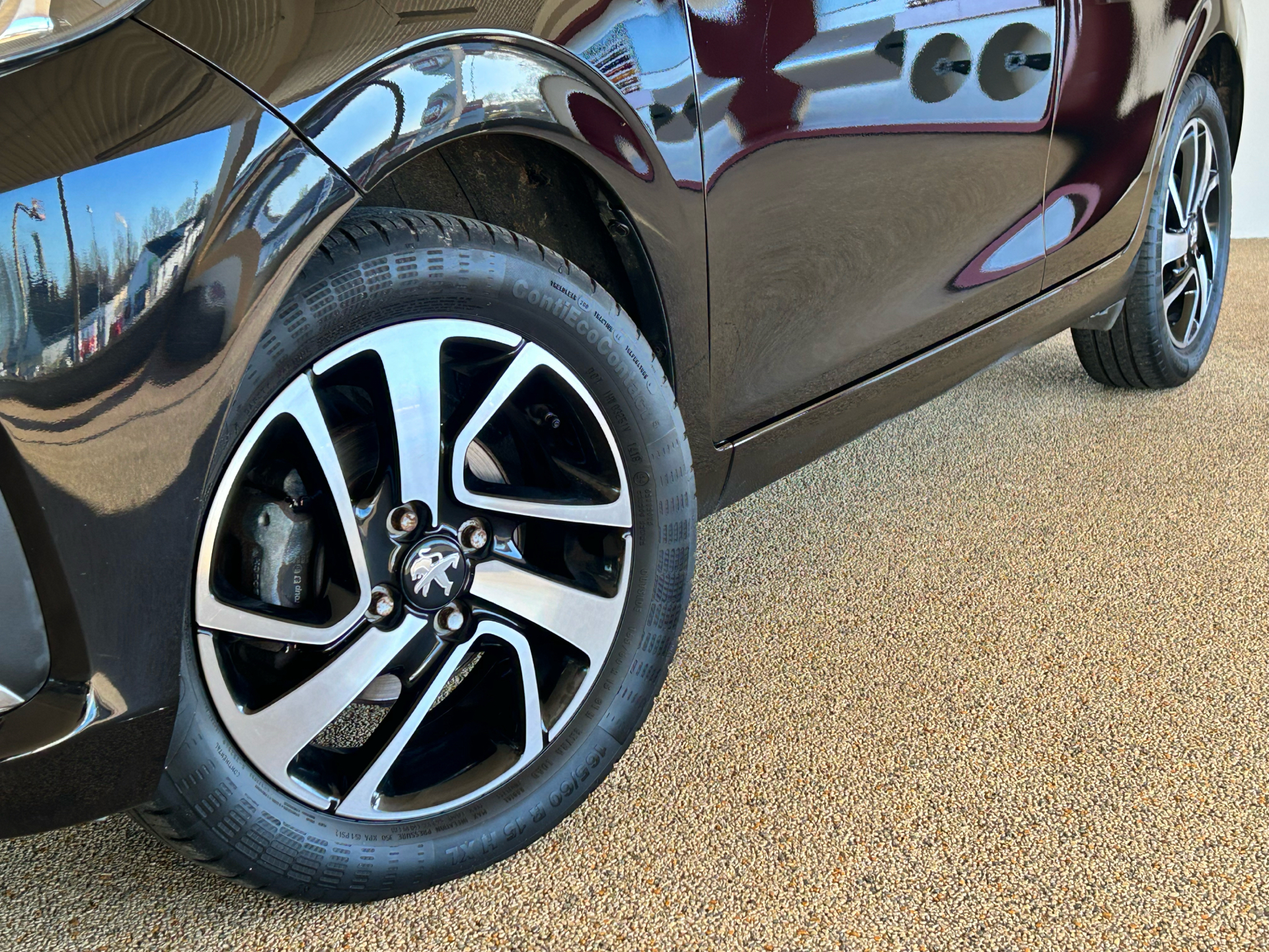 Billede af Peugeot 108 1,0 e-Vti Allure+ 72HK 5d