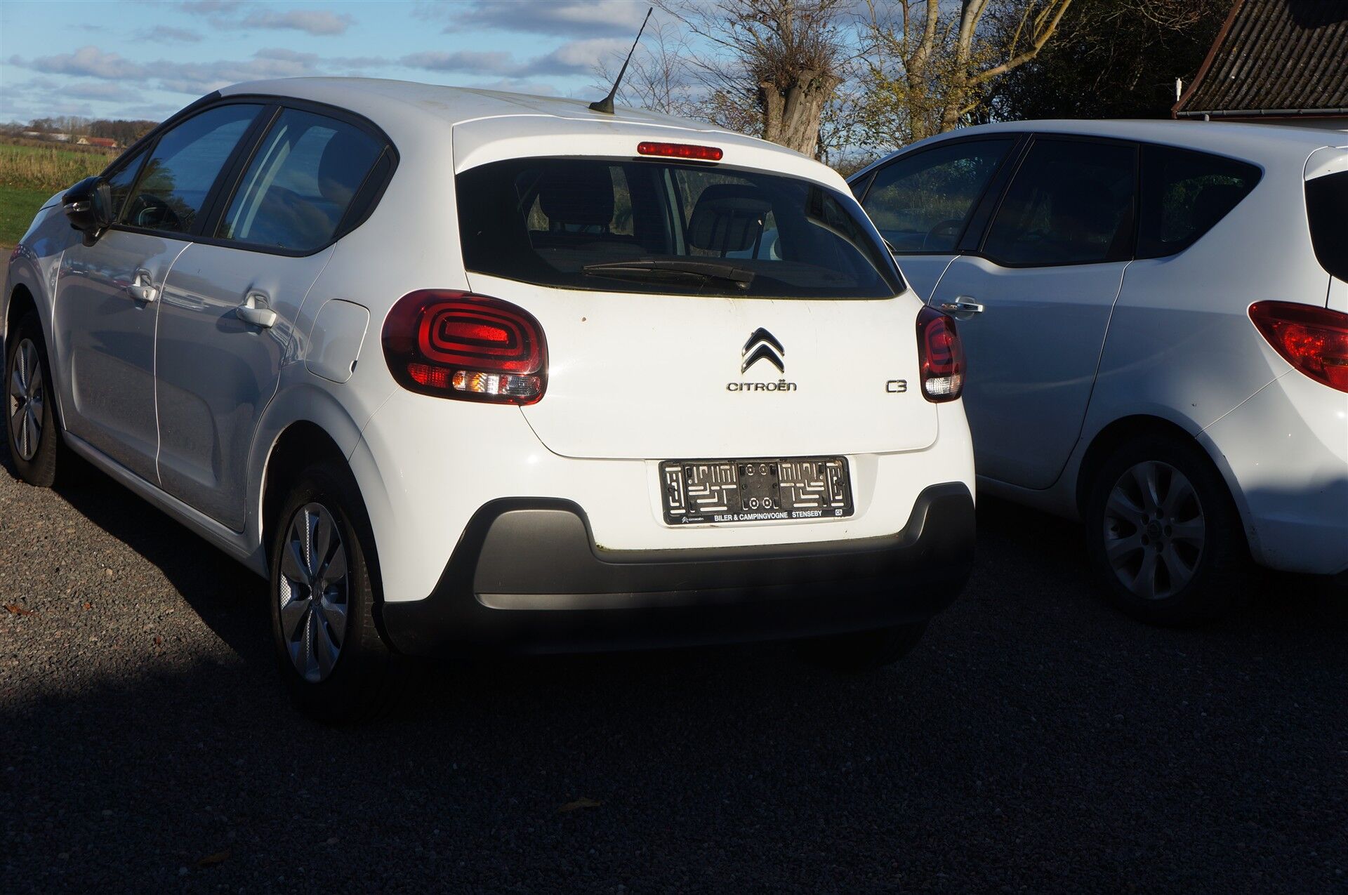 Billede af Citroën C3 1,2 PureTech Iconic Limited start/stop 82HK 5d