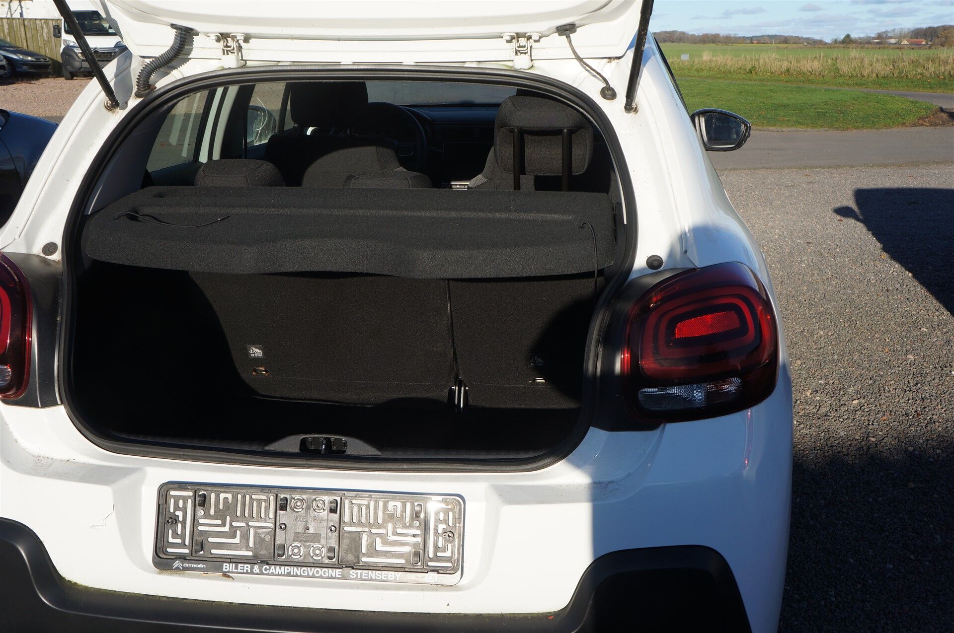 Billede af Citroën C3 1,2 PureTech Iconic Limited start/stop 82HK 5d