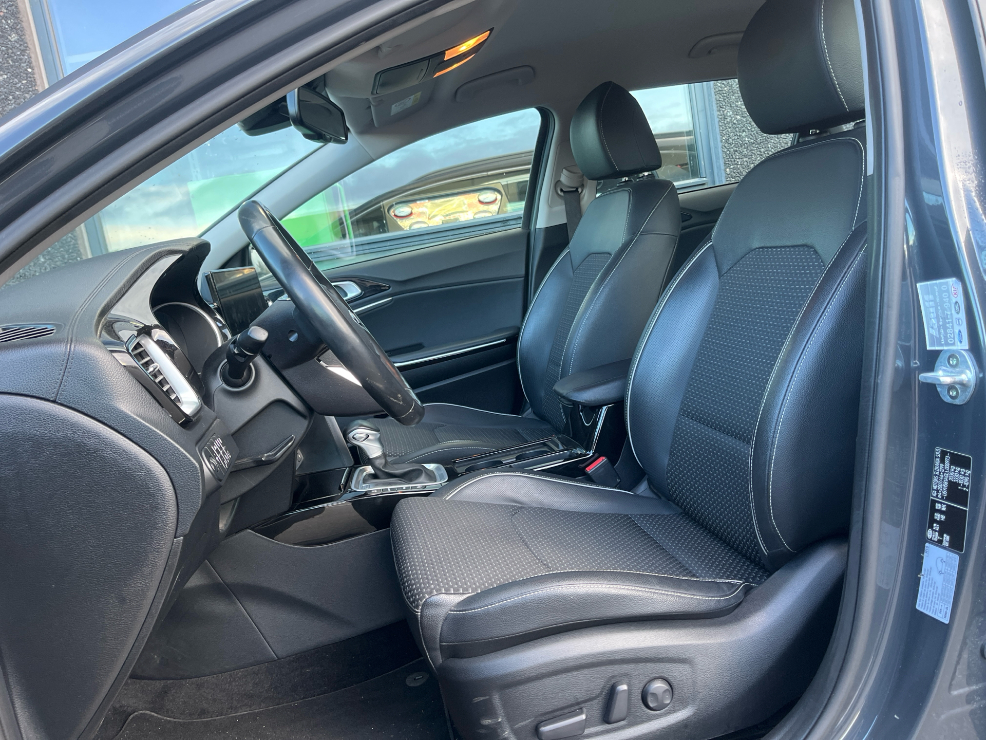 Billede af Kia Ceed SW 1,6 GDI PHEV  Plugin-hybrid Upgrade DCT 141HK Stc 6g Aut.