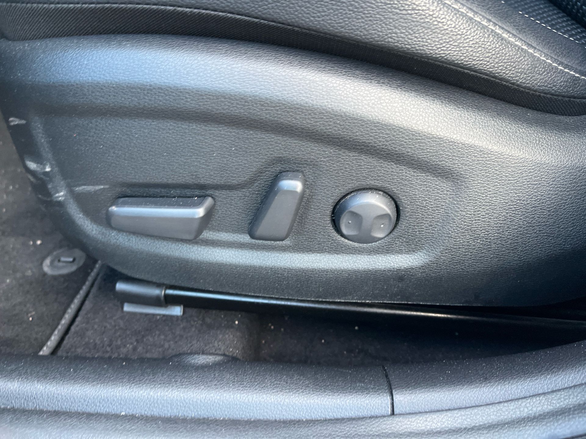 Billede af Kia Ceed SW 1,6 GDI PHEV  Plugin-hybrid Upgrade DCT 141HK Stc 6g Aut.