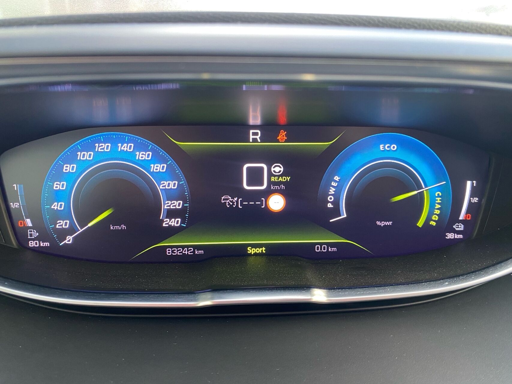 Billede af Peugeot 3008 1,6 PureTech  Plugin-hybrid Performance Sport EAT8 225HK 5d 8g Aut.