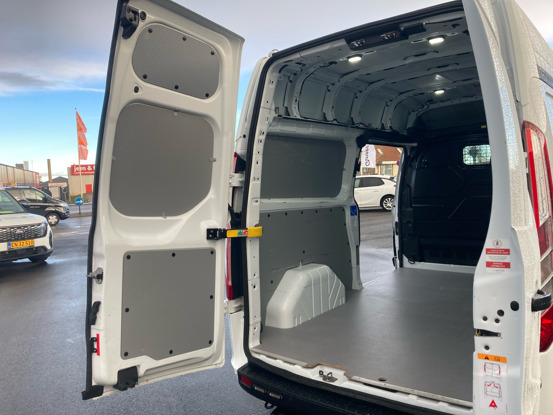 Billede af Ford Transit Custom 300 L2H2 2,0 TDCi Trend 170HK Van 6g